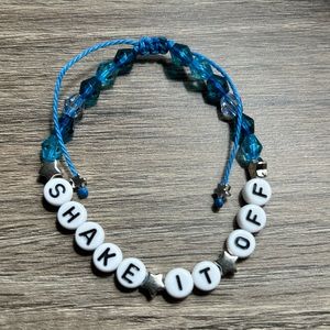 Shake it Off bracelet